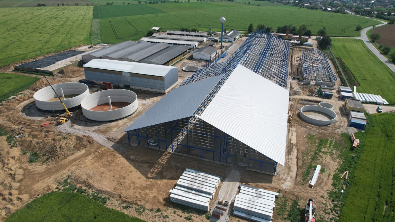 PD Radosinka, mastal + robotizovana kruhova dojaren - 2